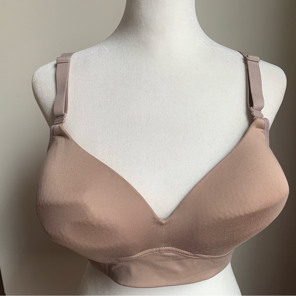36DD Tan Bra - Picture 2 of 4